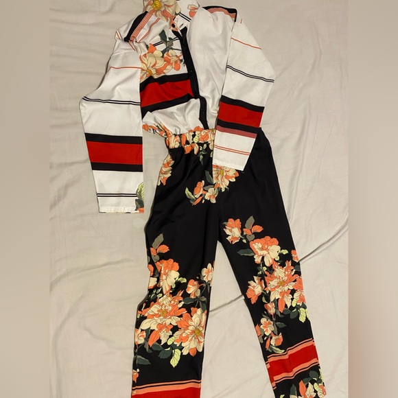 *NEW* CBR Women's Floral Jumpsuit Size Large - Picture 2 of 2